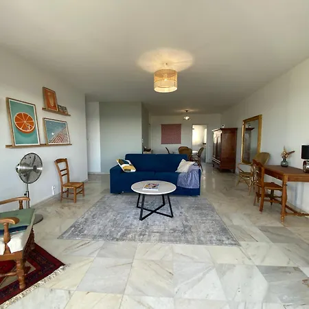 Appartement T3 Centre Avec Vue Mer, Wifi, Parking Securise